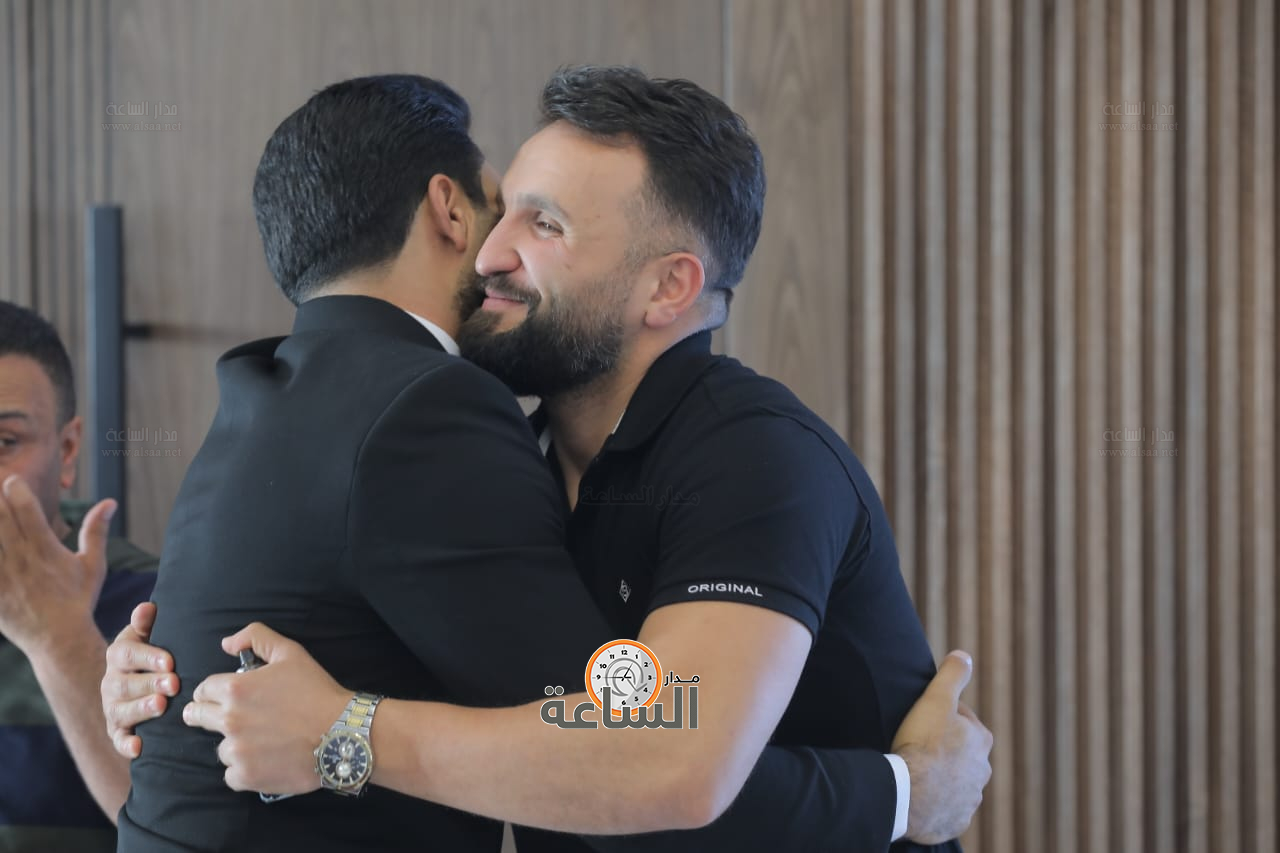 Madar Al-Saa Images 0.8554358299289948