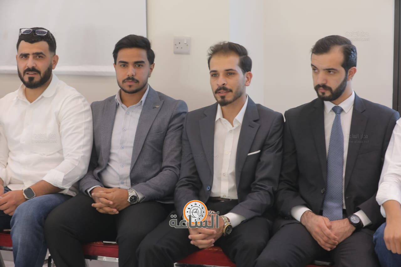 Madar Al-Saa Images 0.9523343949066528