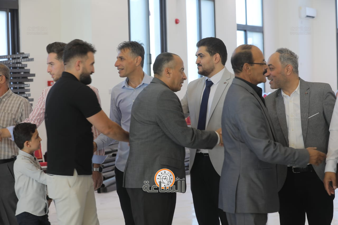 Madar Al-Saa Images 0.5120272650122828