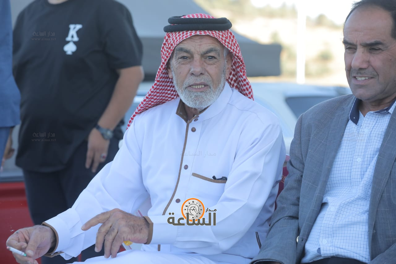 Madar Al-Saa Images 0.8183905219032217