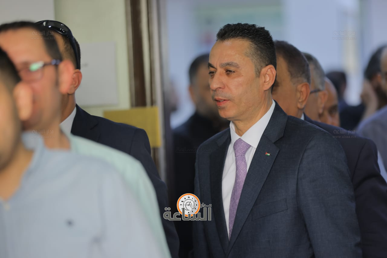 Madar Al-Saa Images 0.03767312671613787