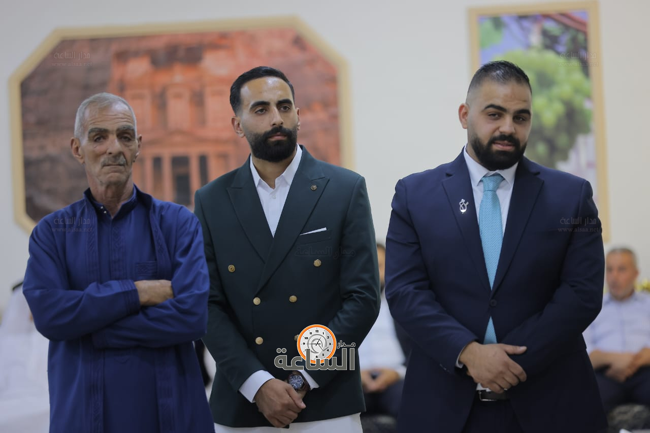 Madar Al-Saa Images 0.3372958414926043