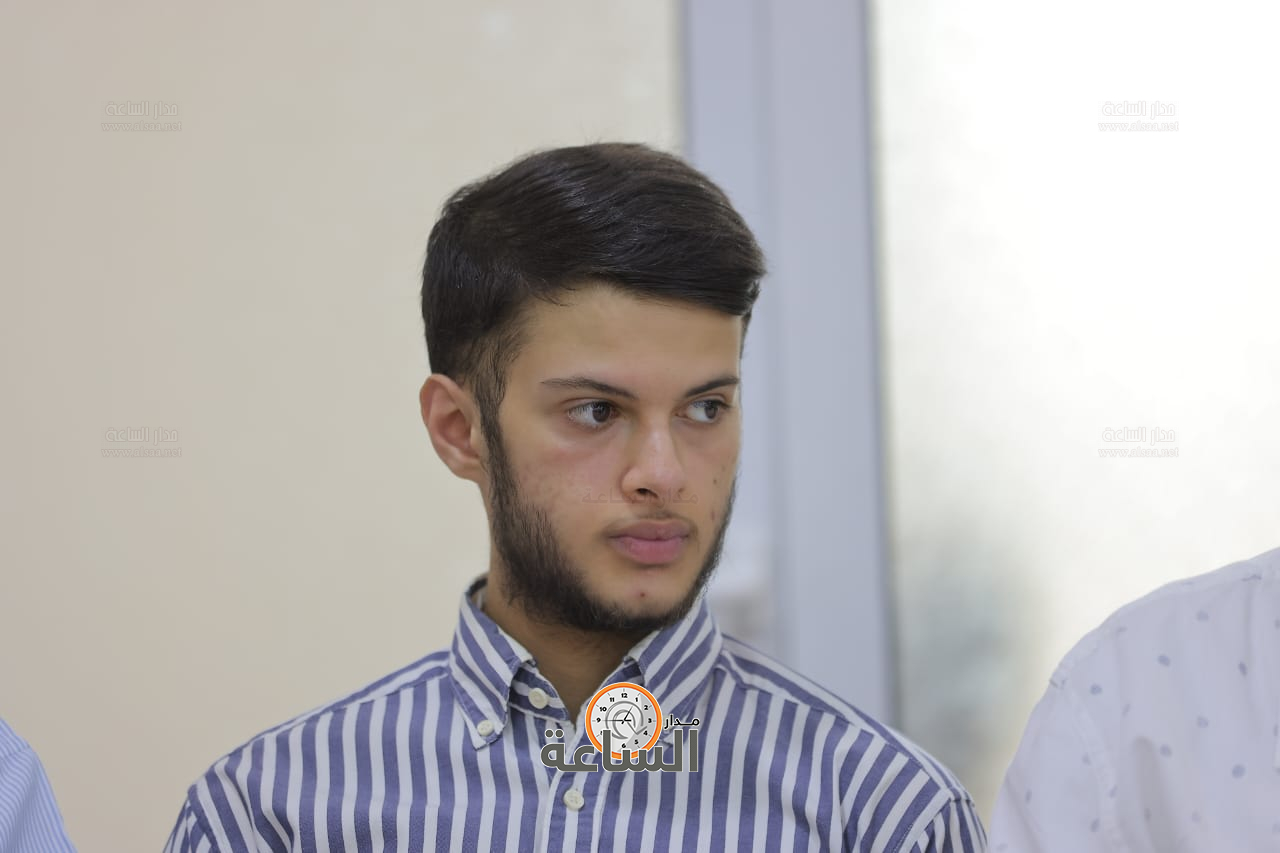 Madar Al-Saa Images 0.4333889051195041