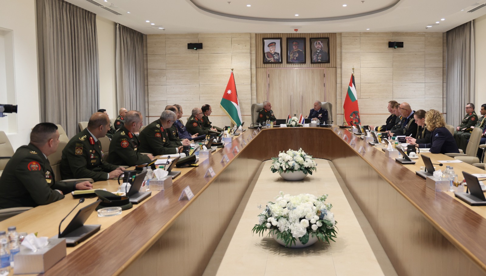 Madar Al-Saa Images 0.47604766217687977