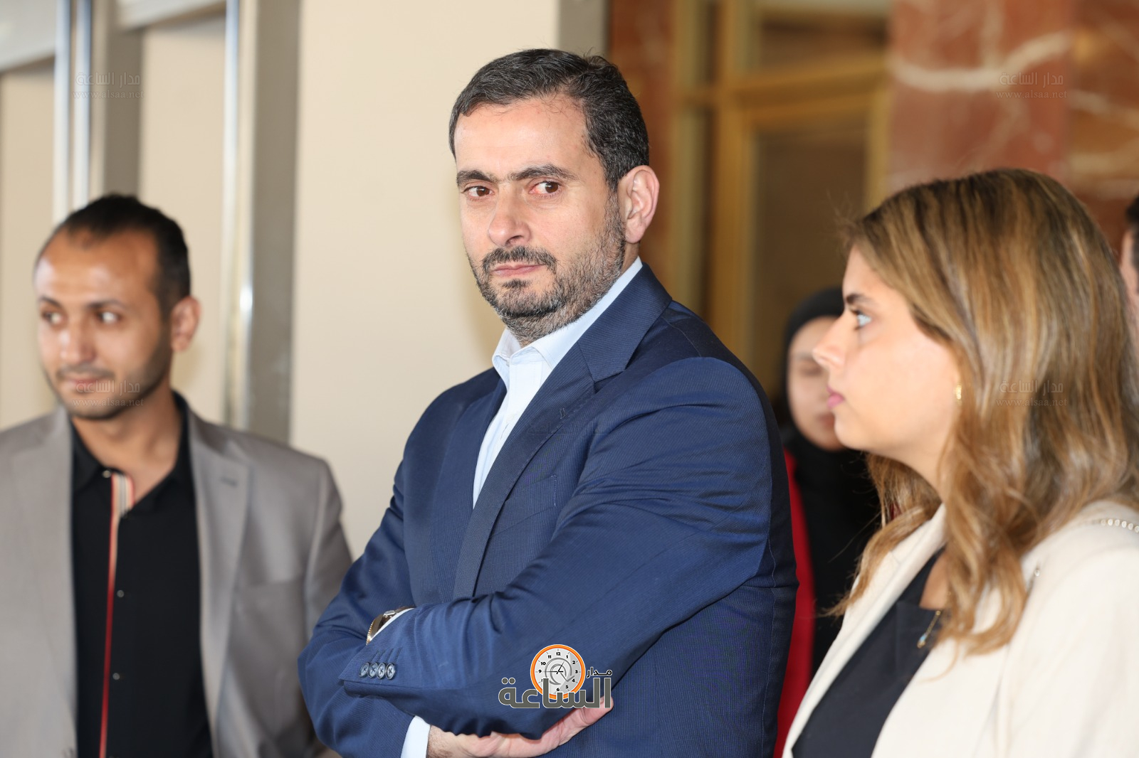 Madar Al-Saa Images 0.3827115510515712