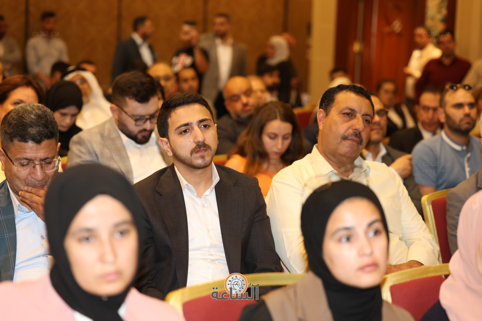 Madar Al-Saa Images 0.004253563421984685