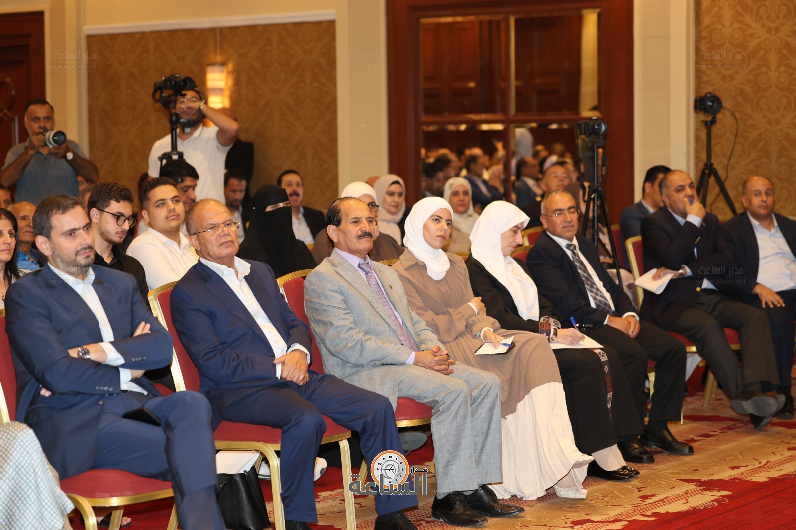 Madar Al-Saa Images 0.5138686643271196