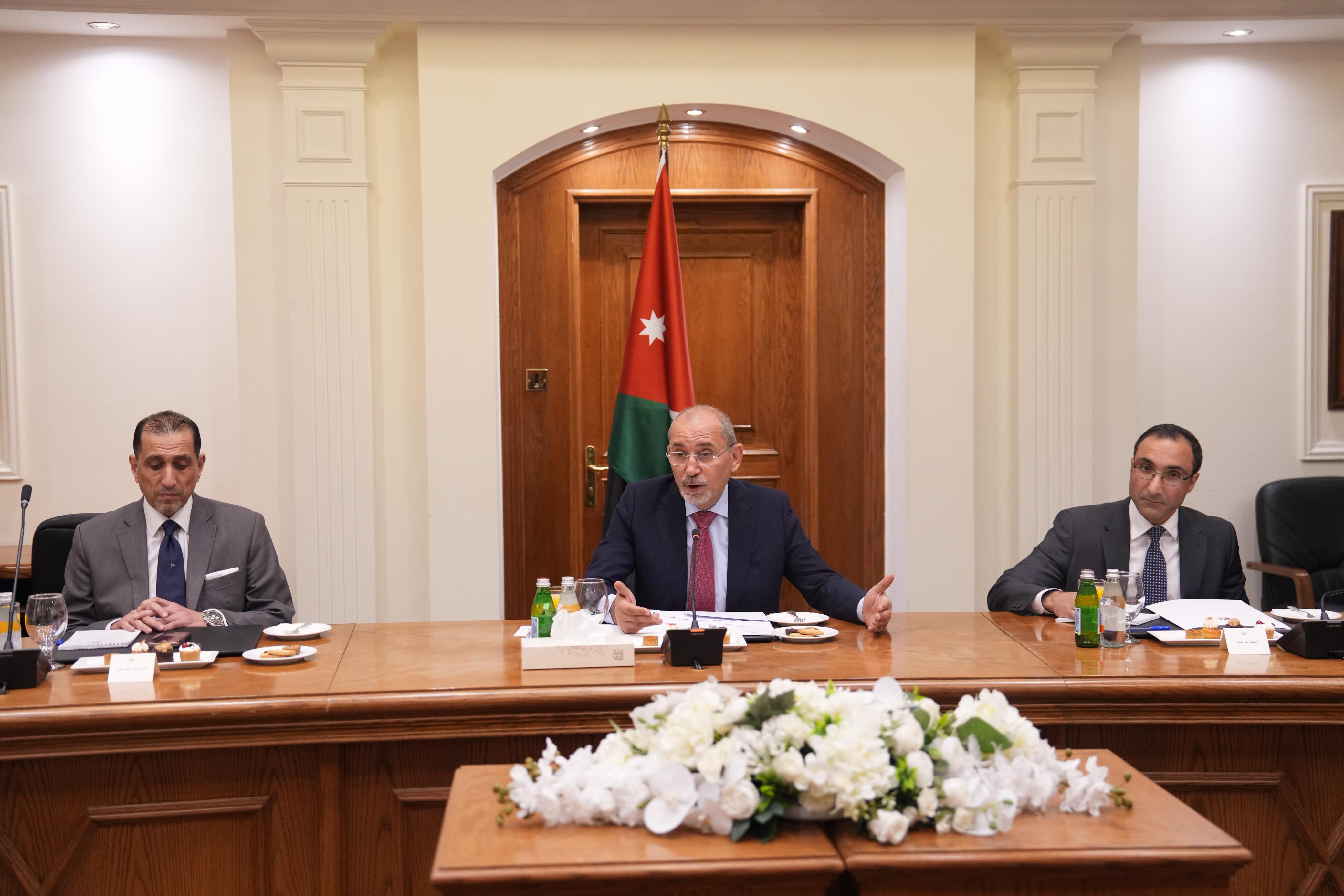 Madar Al-Saa Images 0.2506946749312001