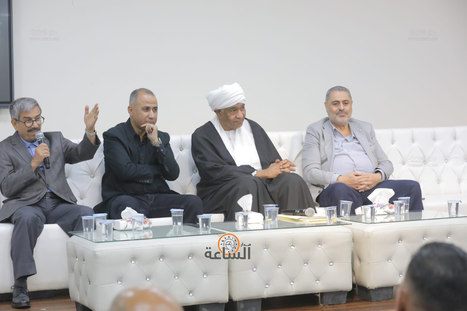 Madar Al-Saa Images 0.654275534967542