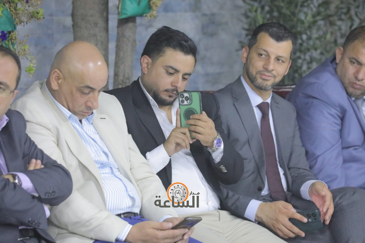 Madar Al-Saa Images 0.8383160747603784