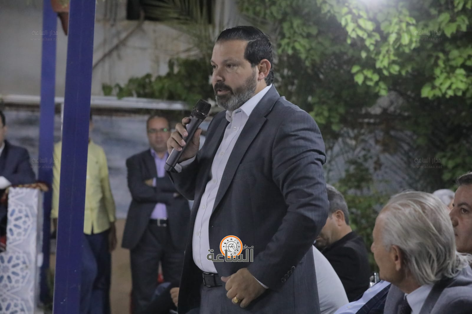 Madar Al-Saa Images 0.04556035320144247