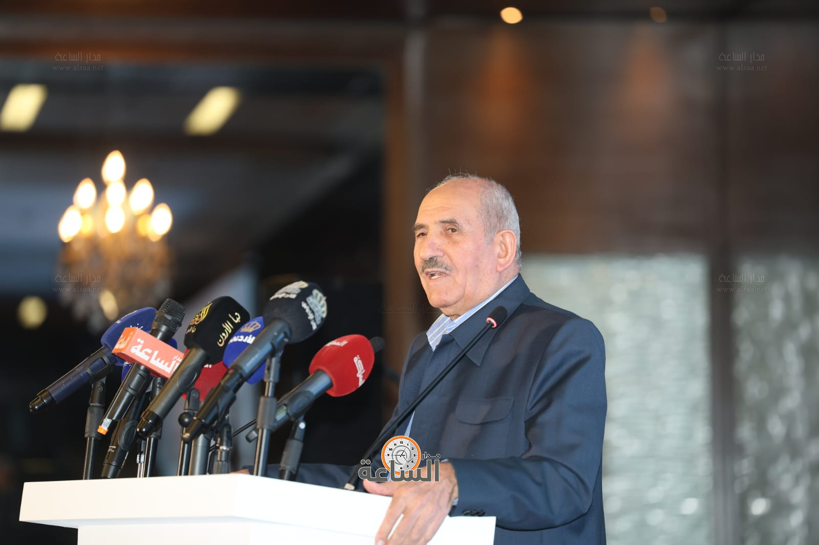 Madar Al-Saa Images 0.11643318189749752