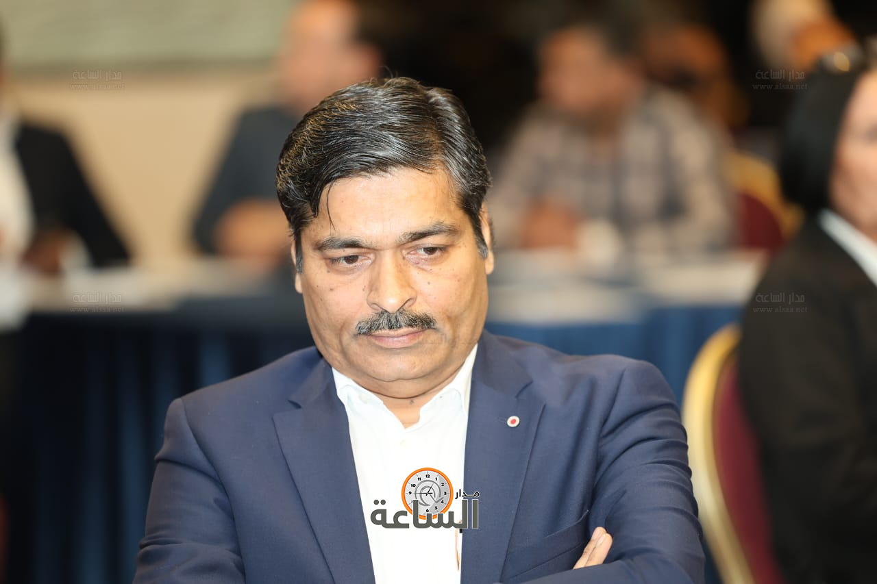 Madar Al-Saa Images 0.01647148743284621