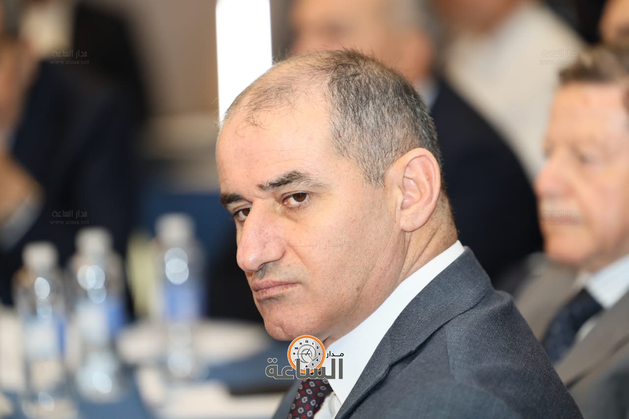 Madar Al-Saa Images 0.9727044340985957