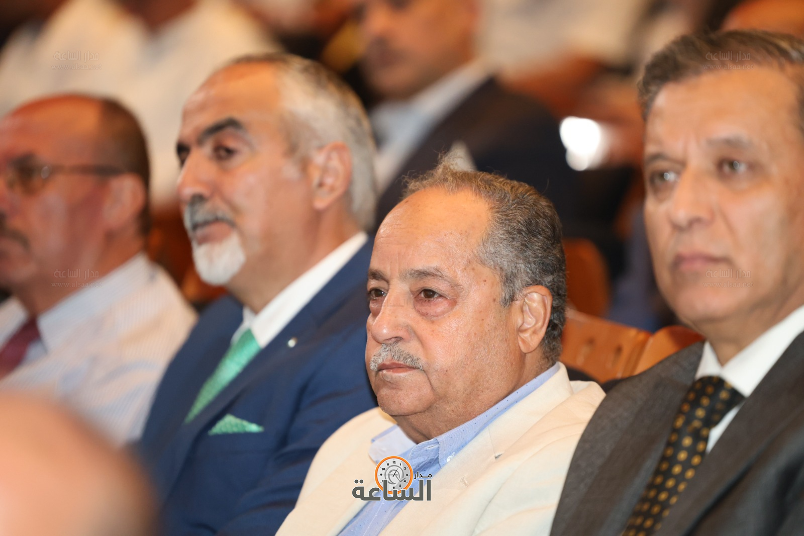 Madar Al-Saa Images 0.4137917493906088