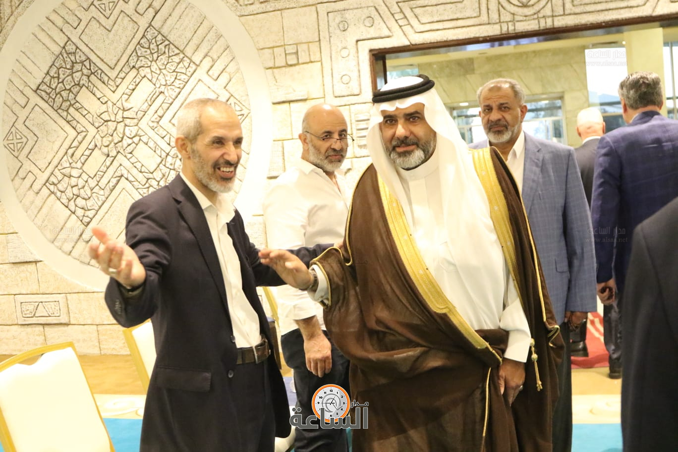 Madar Al-Saa Images 0.33000134883219157