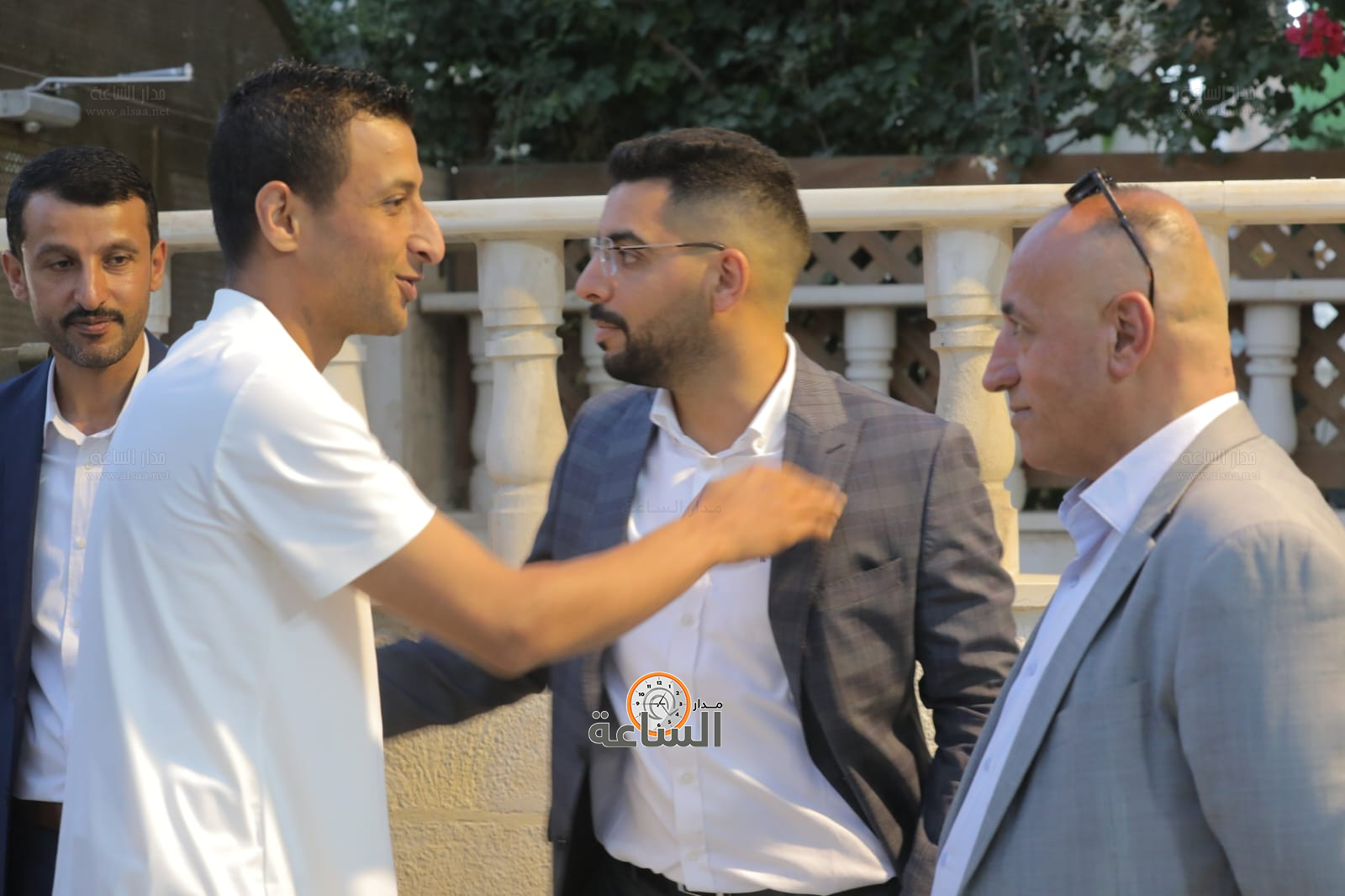 Madar Al-Saa Images 0.9003565089842462