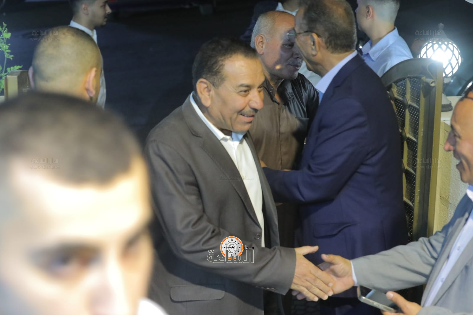 Madar Al-Saa Images 0.039365669015176574