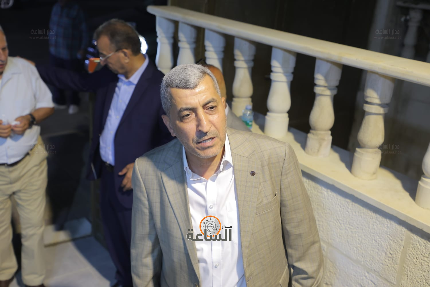 Madar Al-Saa Images 0.855932305956285