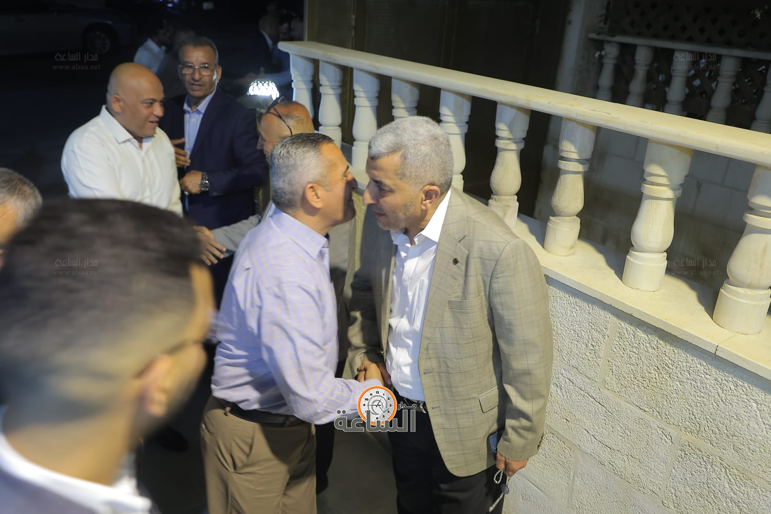 Madar Al-Saa Images 0.8474727274304527