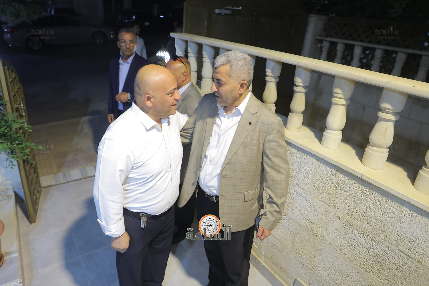 Madar Al-Saa Images 0.3238765622436026