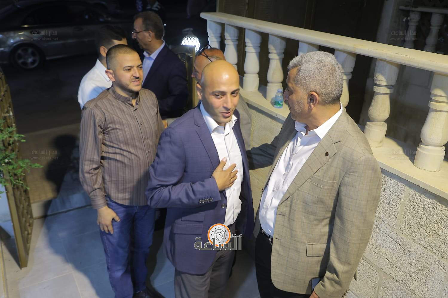 Madar Al-Saa Images 0.8189875676472793