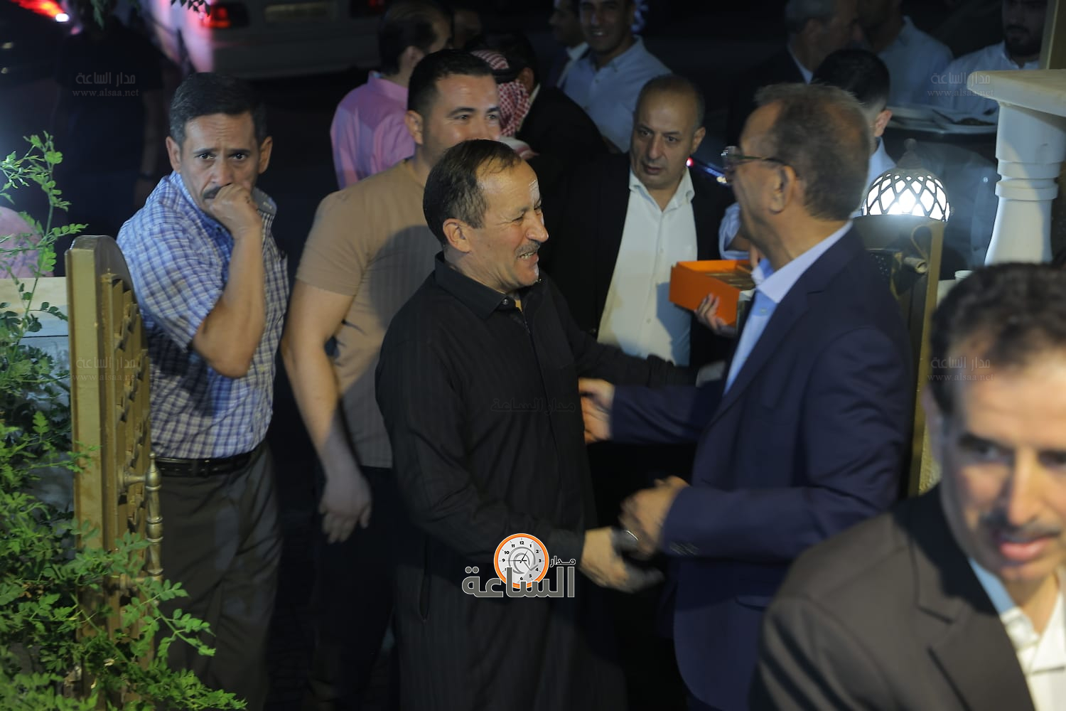 Madar Al-Saa Images 0.12893084639662333