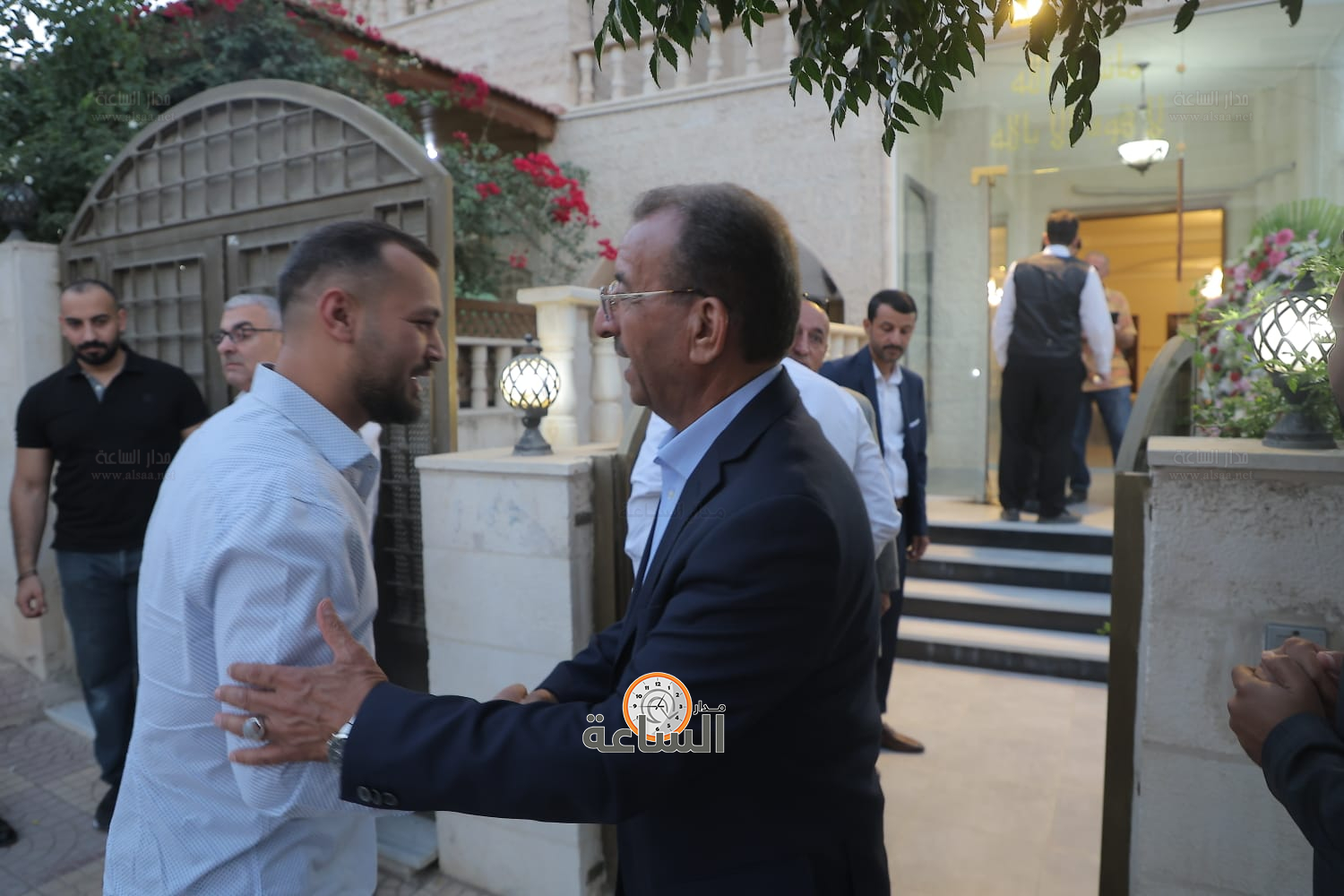 Madar Al-Saa Images 0.24541794304064612