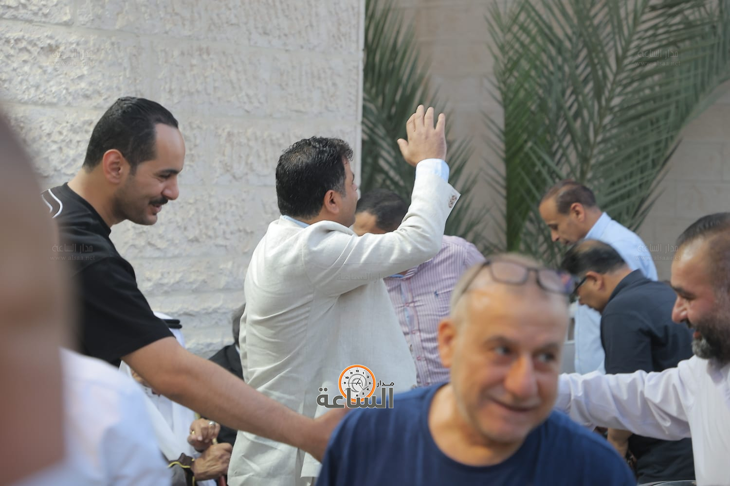 Madar Al-Saa Images 0.9429436839949711