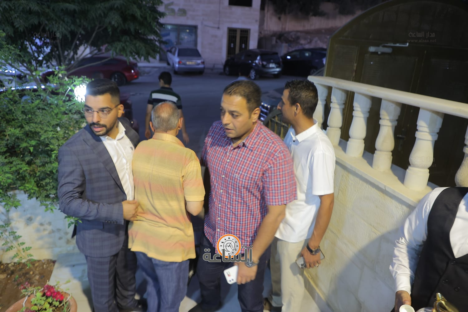 Madar Al-Saa Images 0.16303704800093255