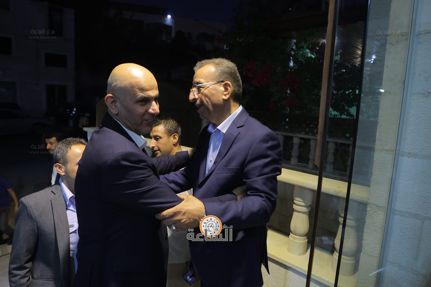 Madar Al-Saa Images 0.06949580902175423