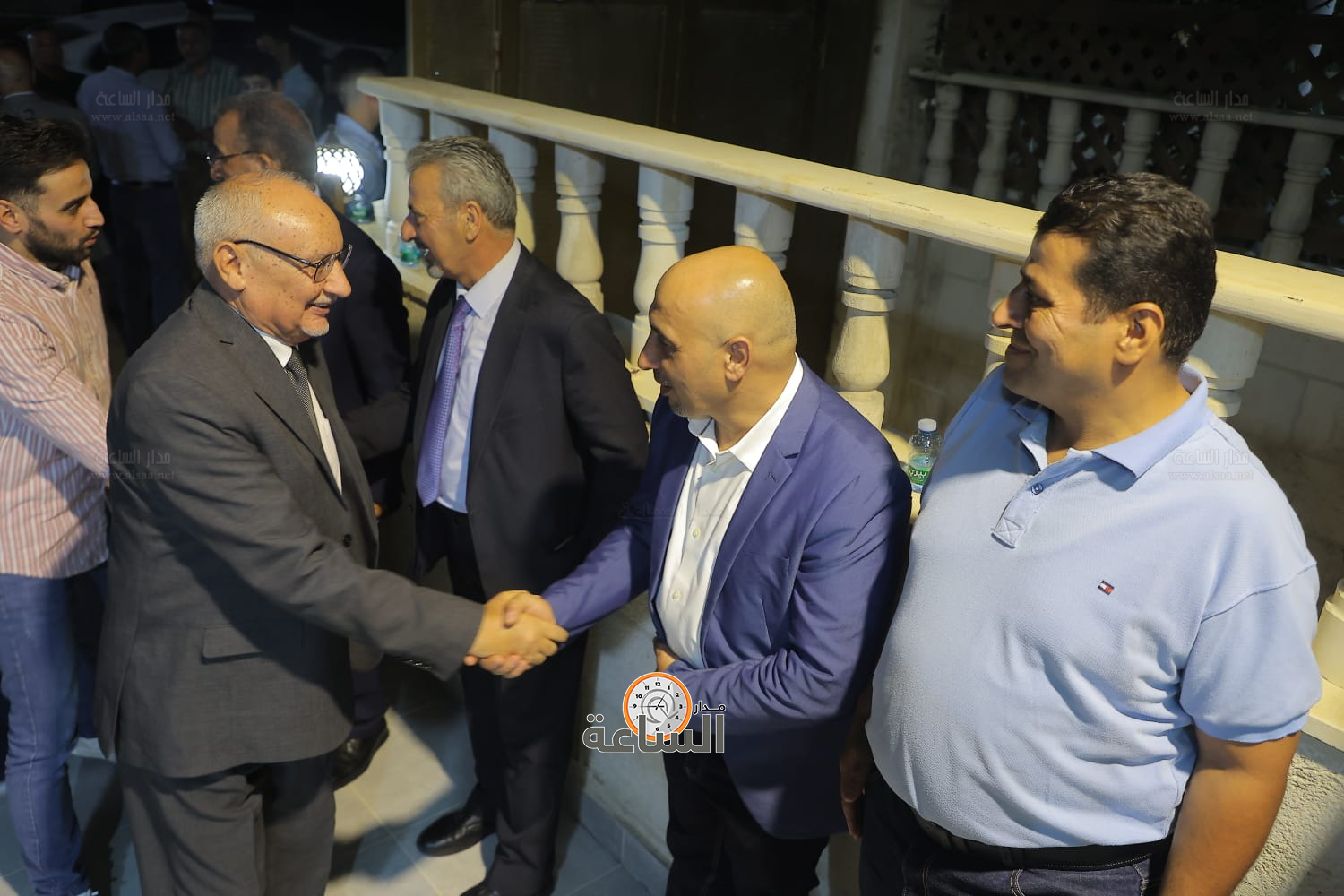 Madar Al-Saa Images 0.9786646179933151