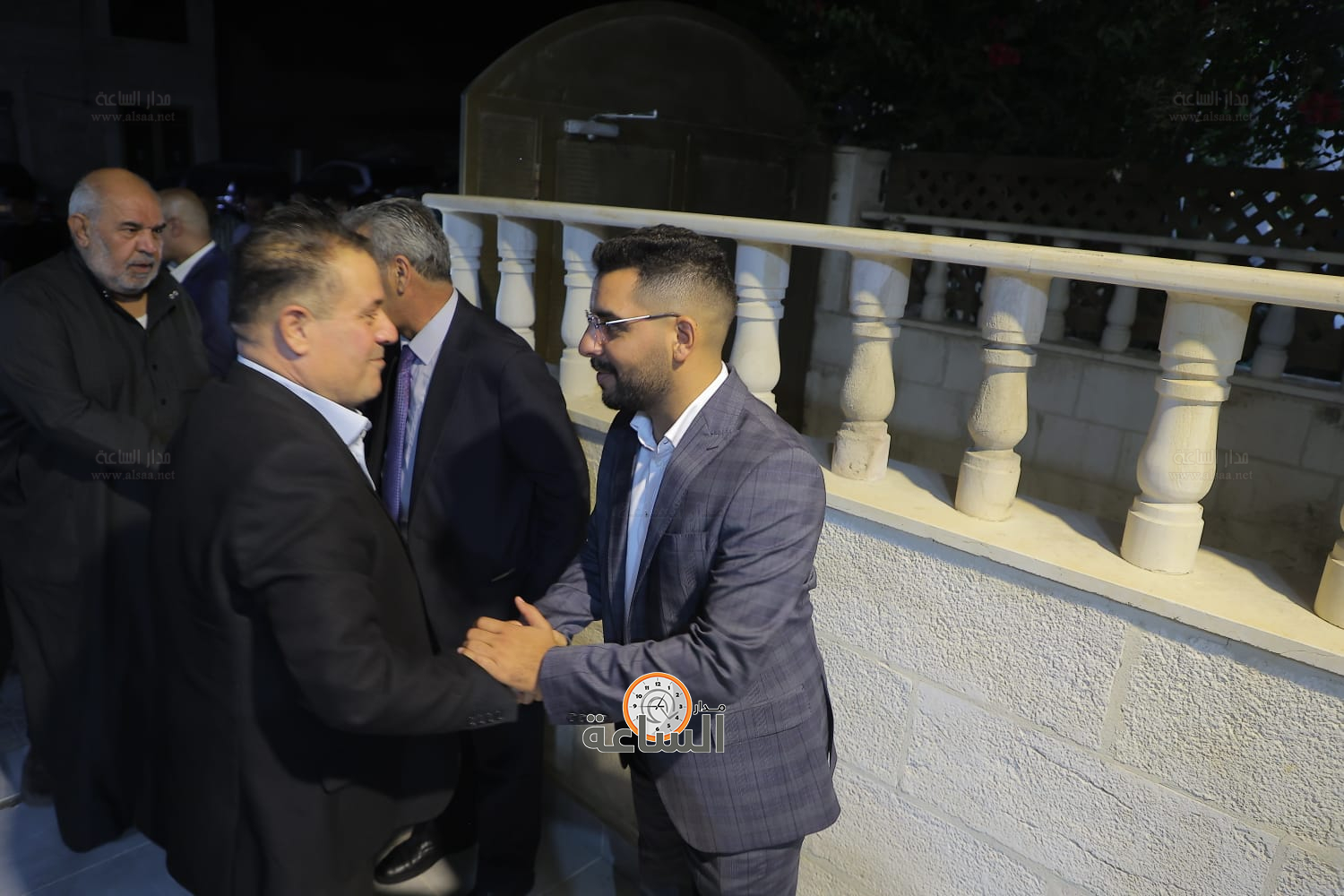 Madar Al-Saa Images 0.401407686112336