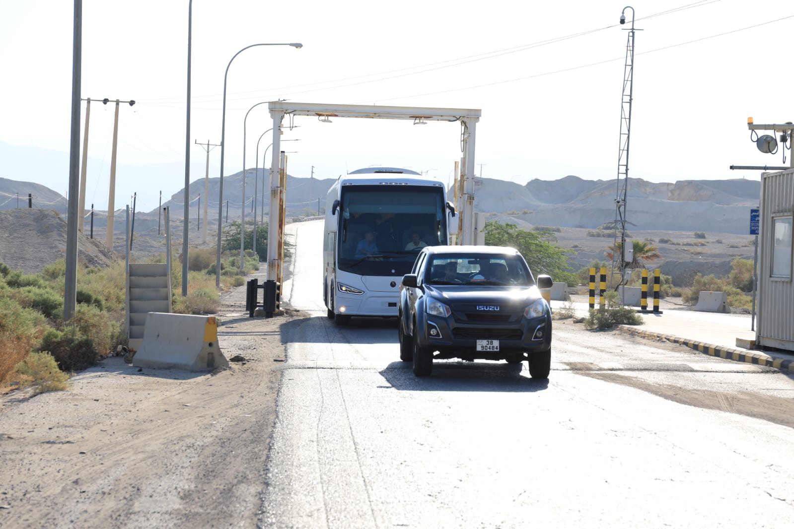 Madar Al-Saa Images 0.9306416284786764