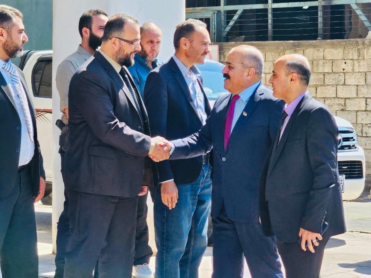 Madar Al-Saa Images 0.7681524690660024