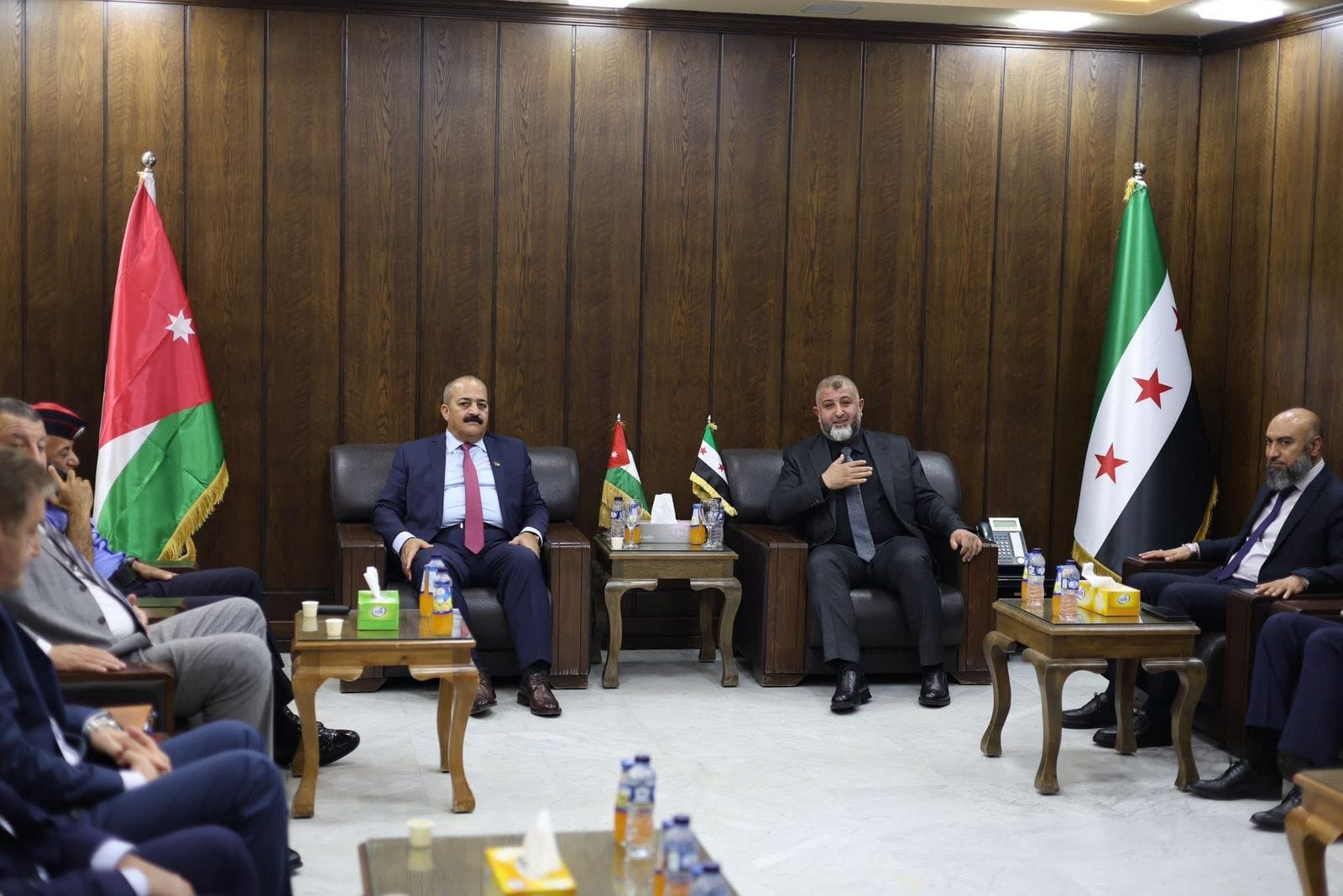 Madar Al-Saa Images 0.4091631850657693