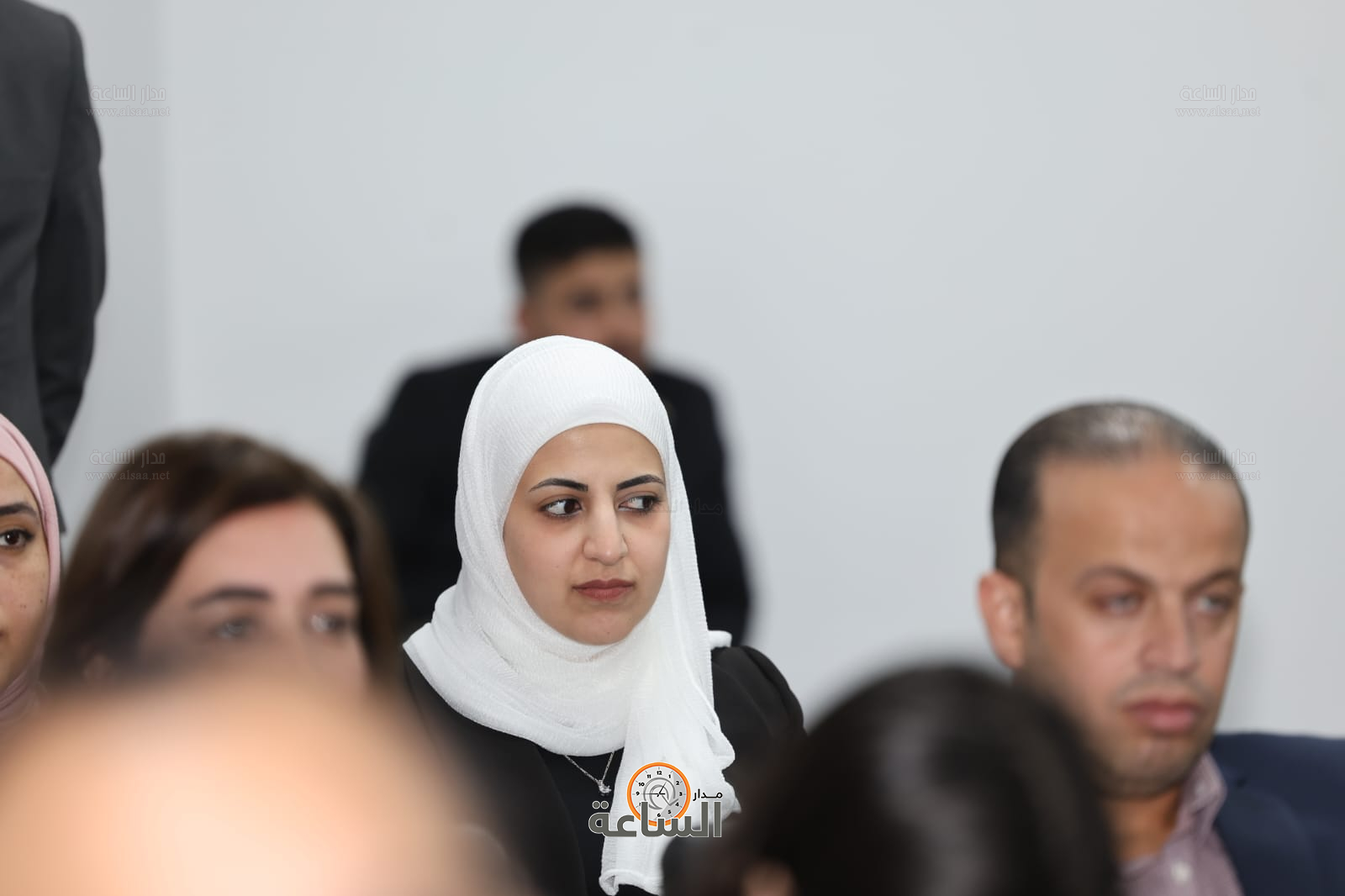 Madar Al-Saa Images 0.9295632853294625