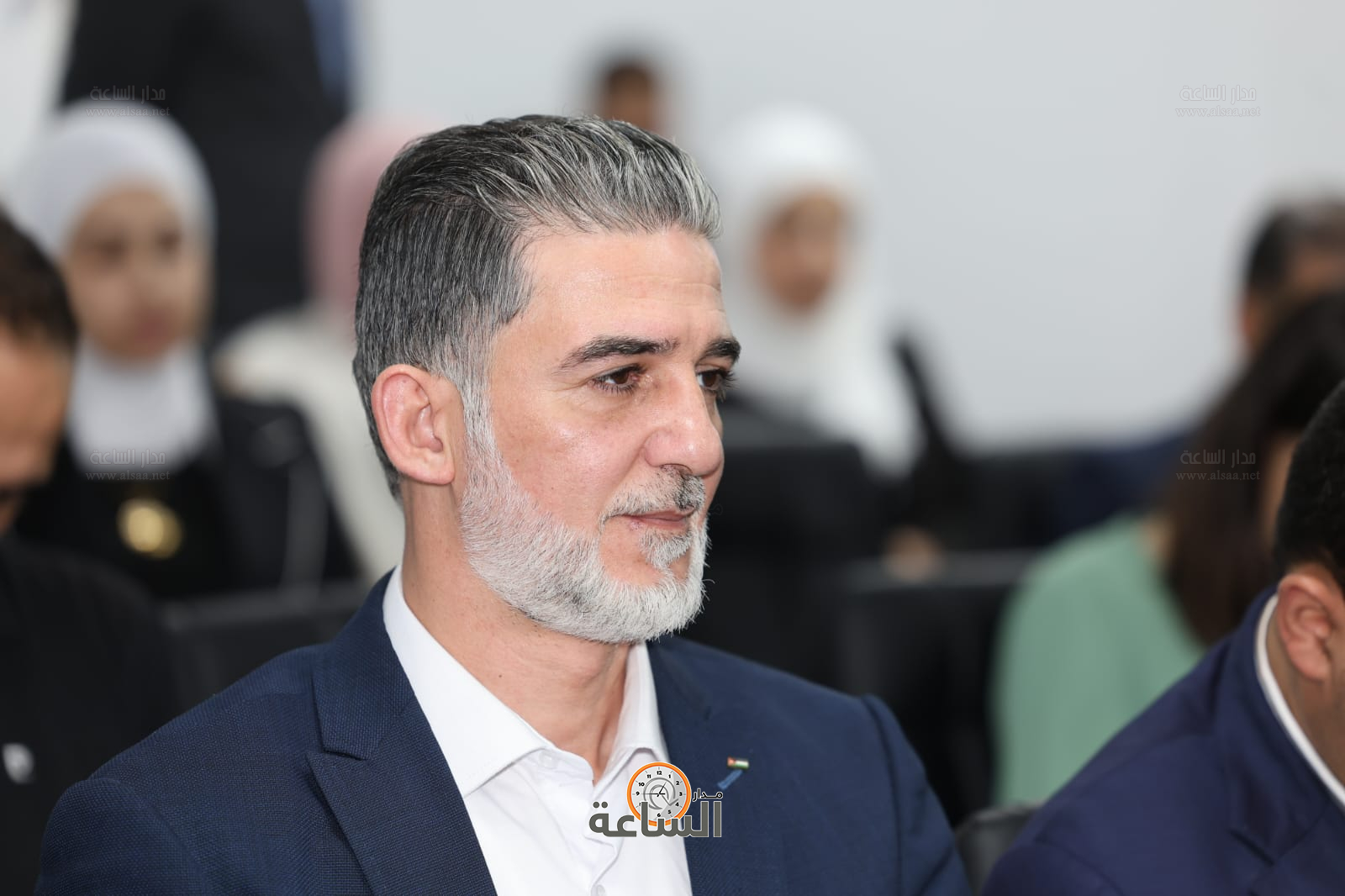 Madar Al-Saa Images 0.4956046310804314