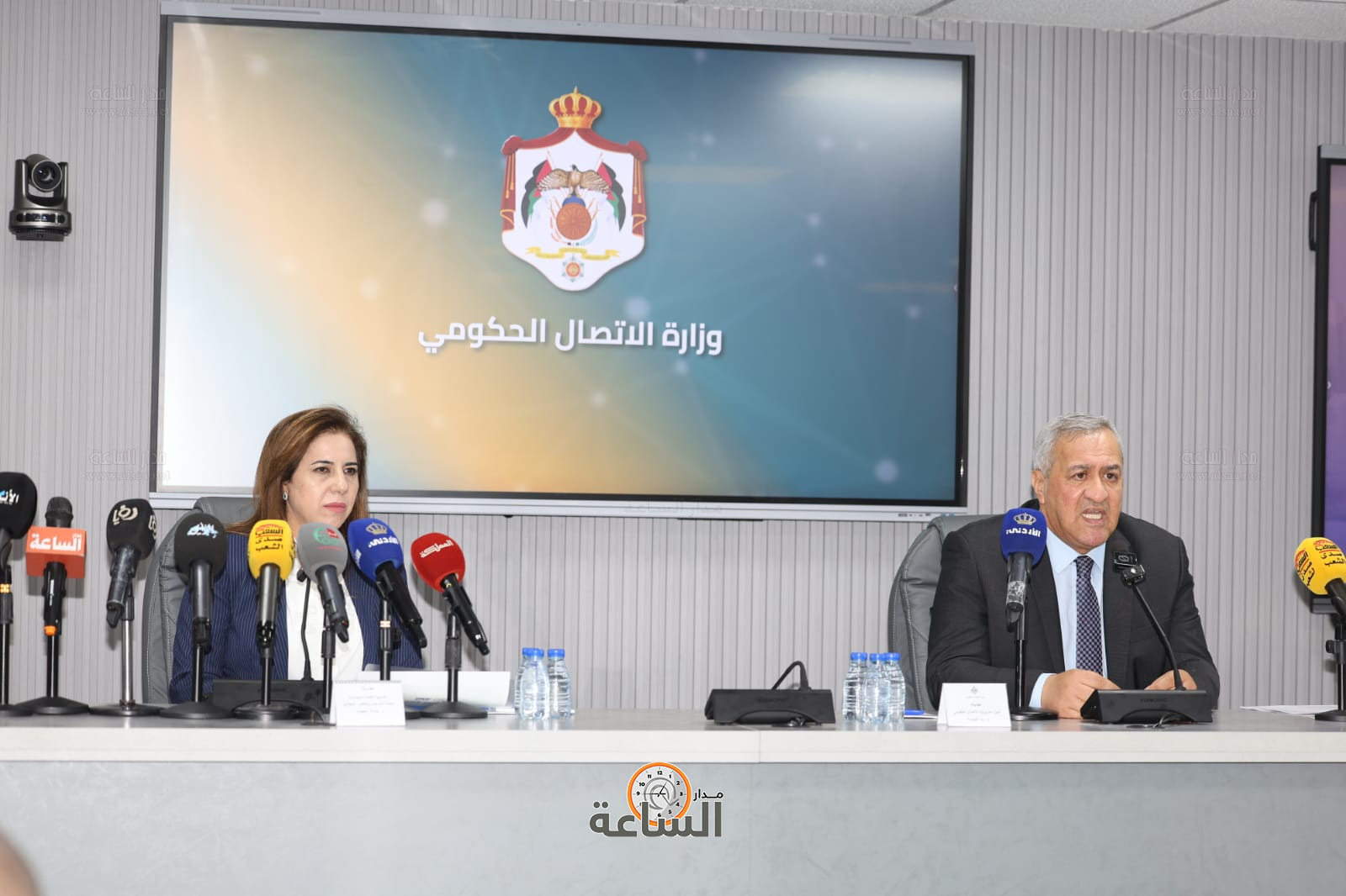 Madar Al-Saa Images 0.7059167641800022