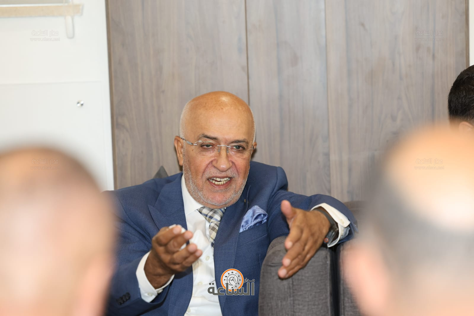 Madar Al-Saa Images 0.8863418310412634