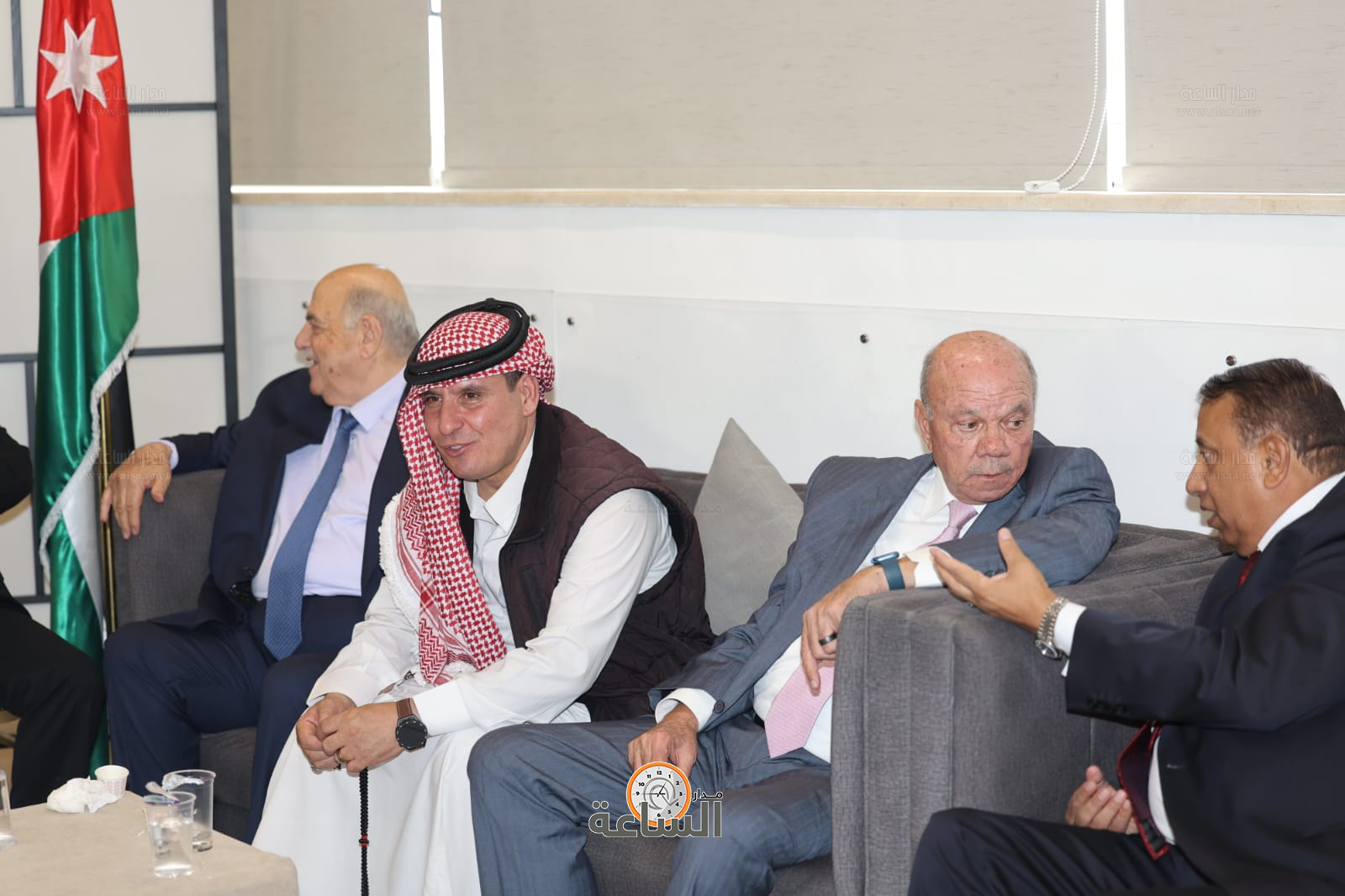 Madar Al-Saa Images 0.057672834276541685