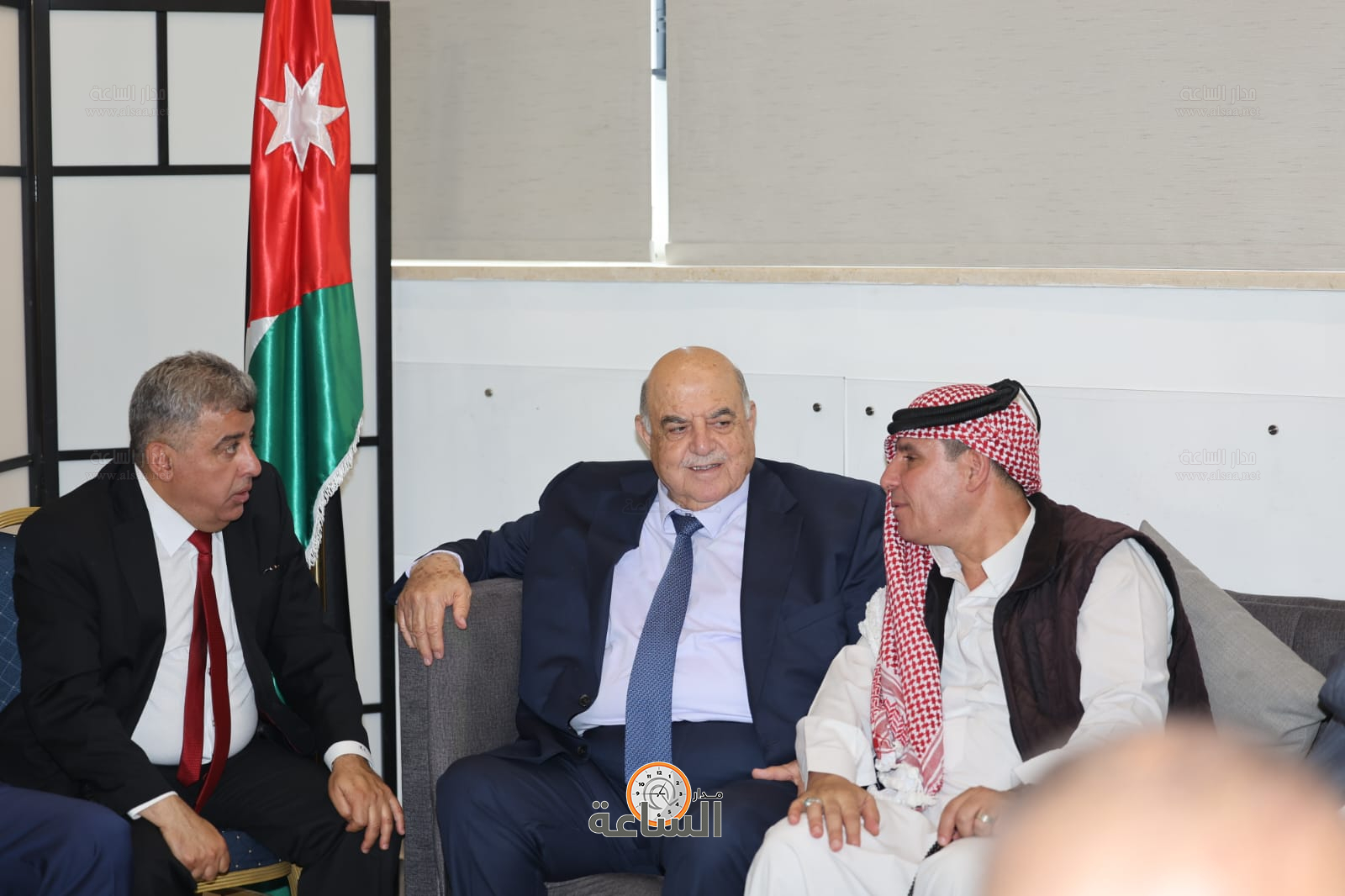 Madar Al-Saa Images 0.3855026686713894