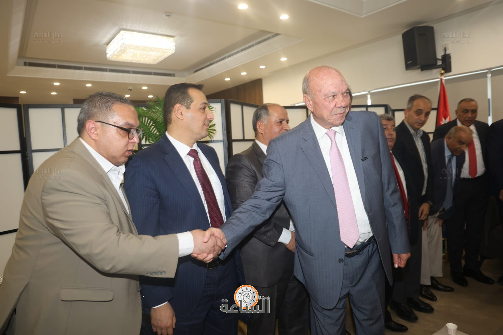 Madar Al-Saa Images 0.6051774826944251