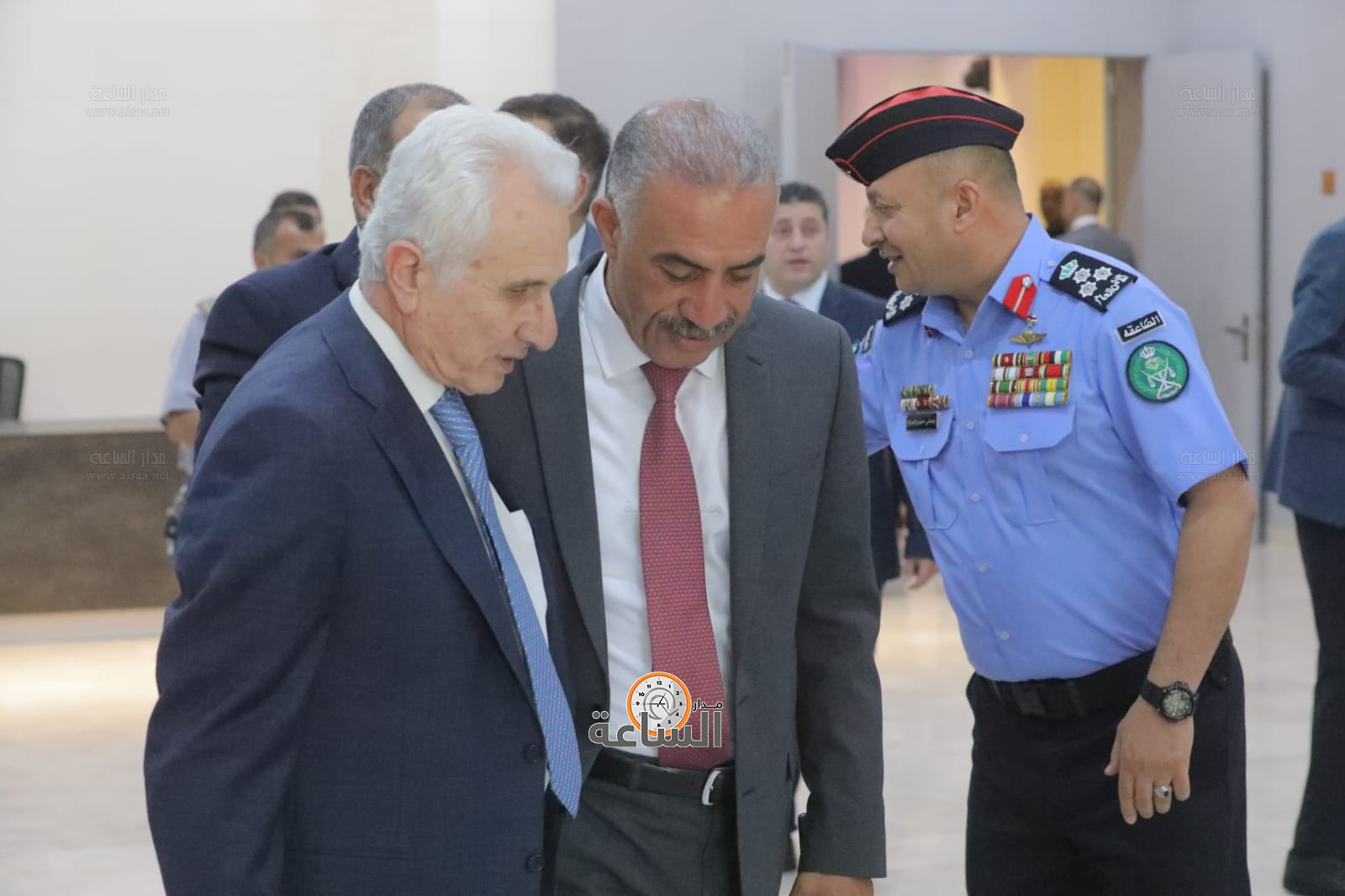 Madar Al-Saa Images 0.12950063991328564