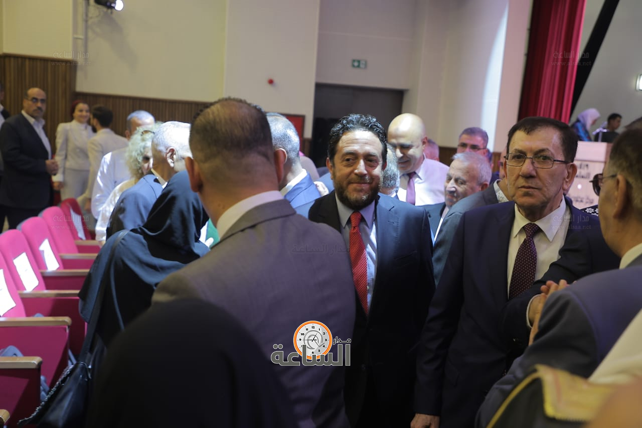 Madar Al-Saa Images 0.2766964300964945