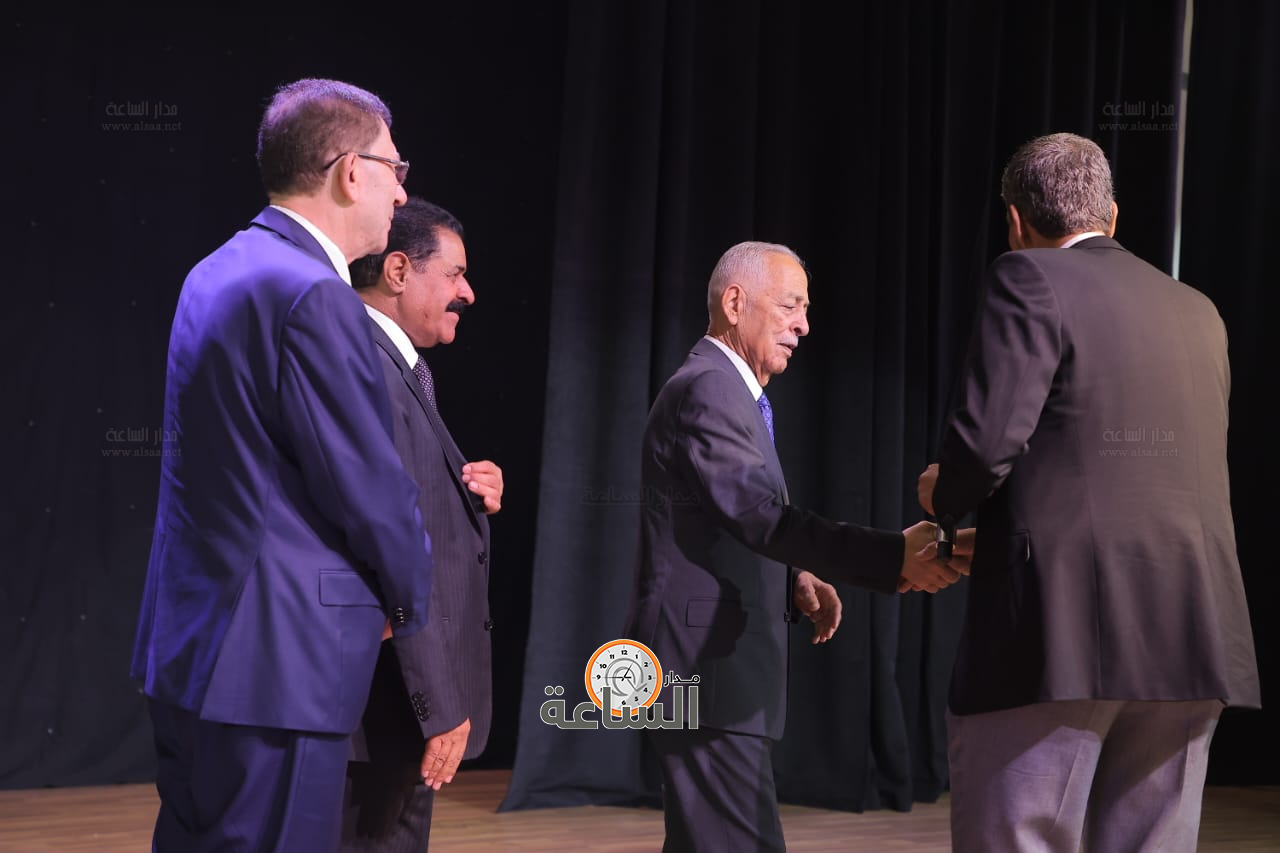 Madar Al-Saa Images 0.6798497084059436