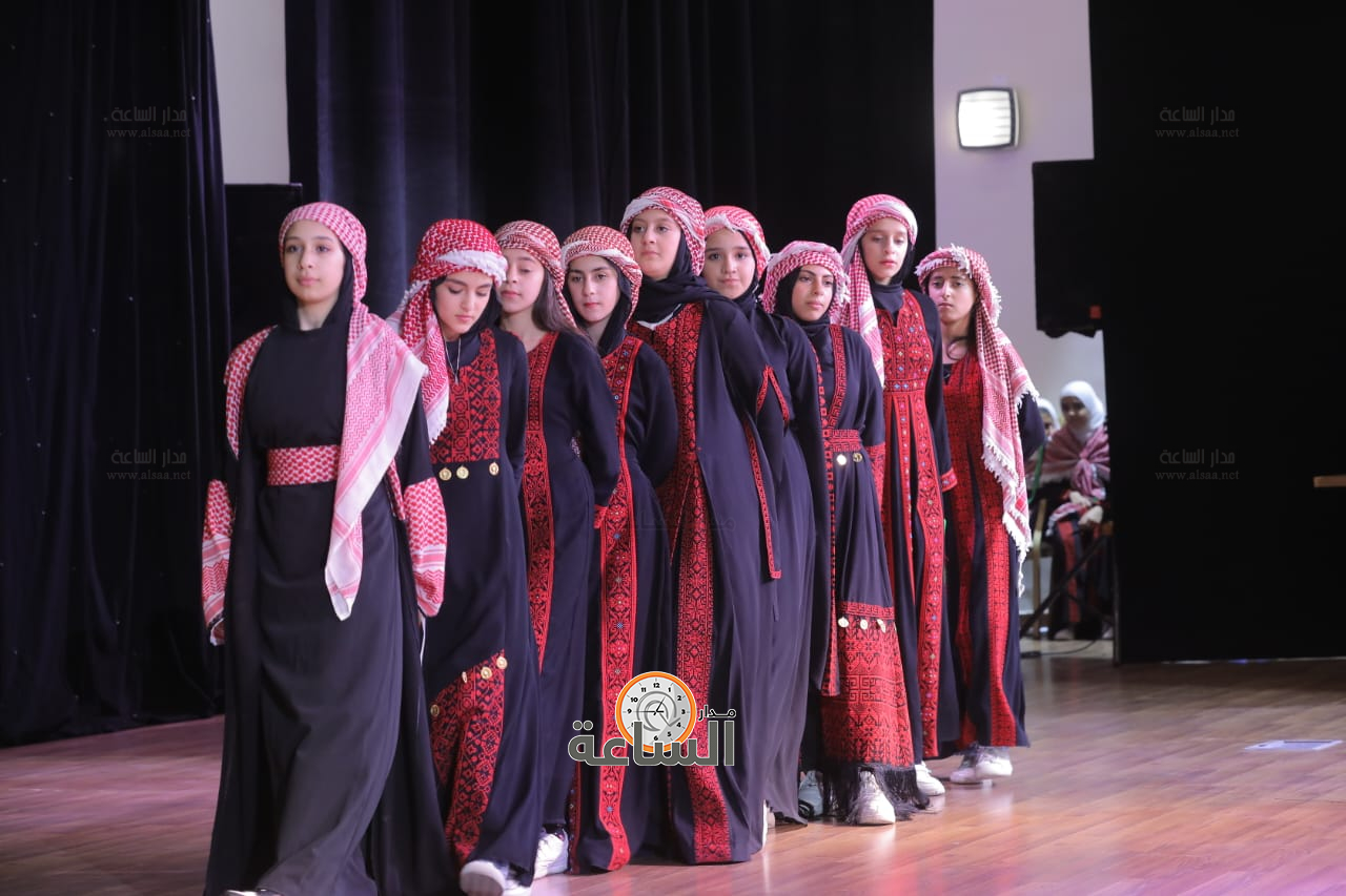 Madar Al-Saa Images 0.7301031816252227