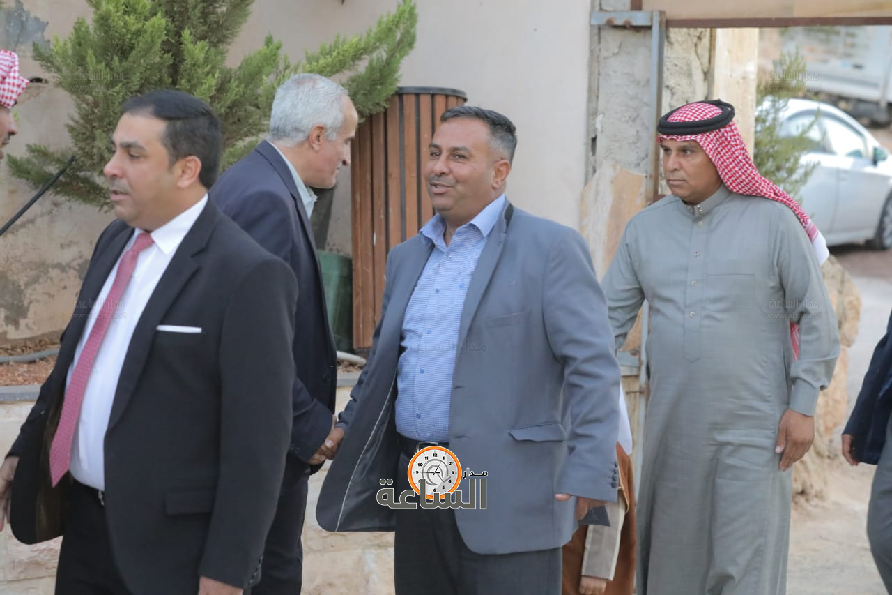 Madar Al-Saa Images 0.33090093118290564