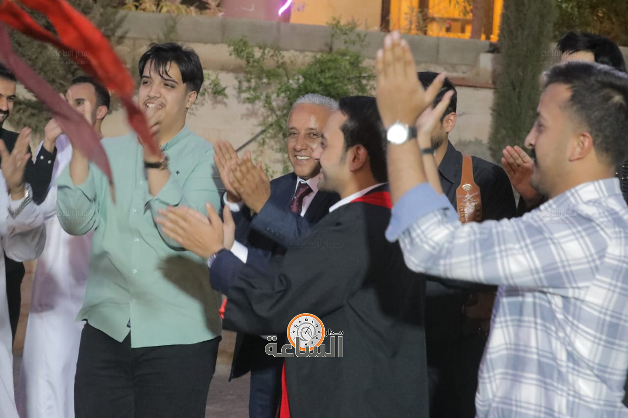 Madar Al-Saa Images 0.9746521590524173