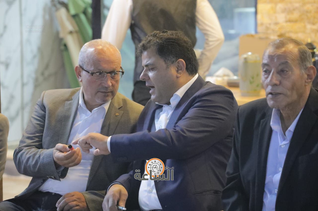 Madar Al-Saa Images 0.9951453435188914